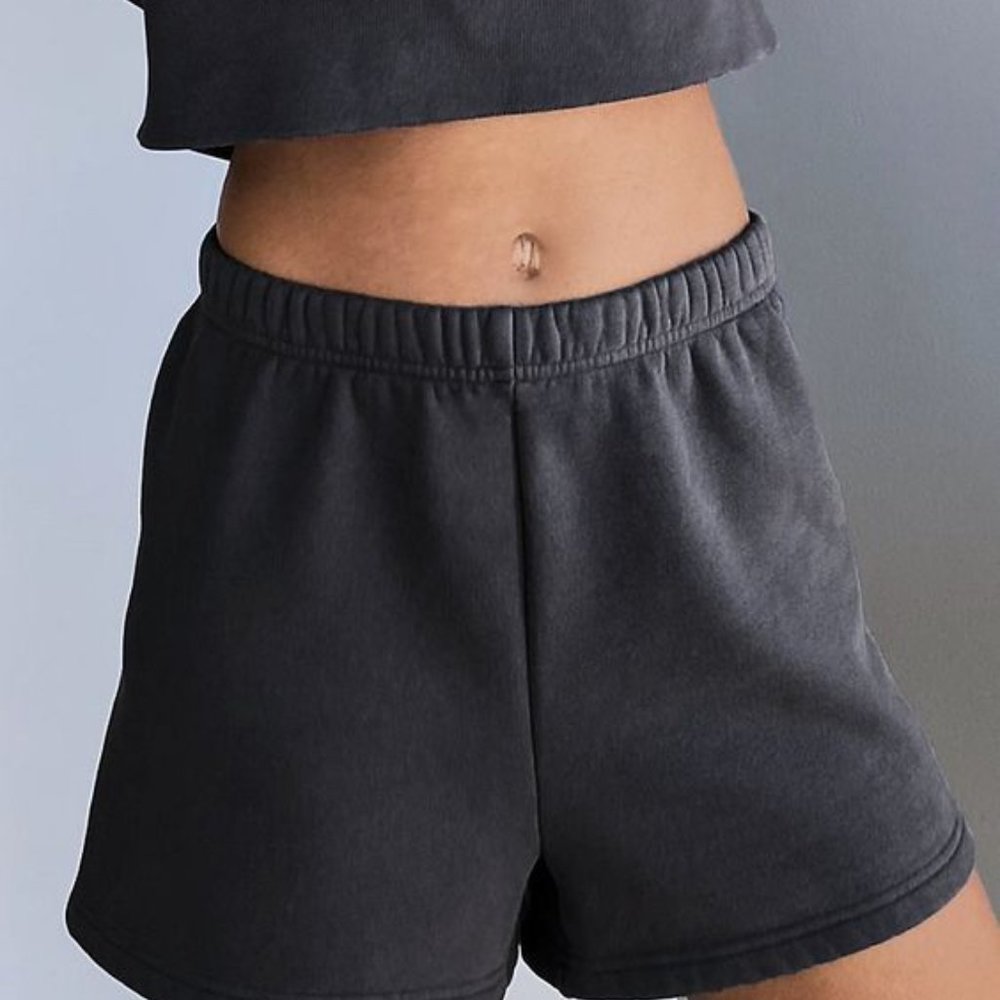 COZY FLEECE PERFECT HI-RISE 3" SWEATSHORT